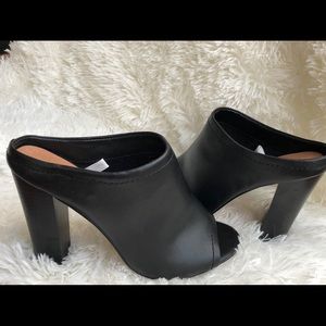 Size 8 Women’s Open Toe BLACK Dress Shoes MOSSIMO